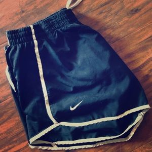 🧡4 for $17🧡 Nike athletic shorts